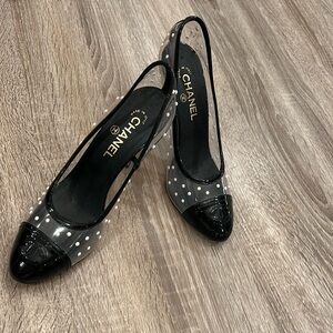 Chanel shoes, size 9 1/2 just wear one time they’re brand new.